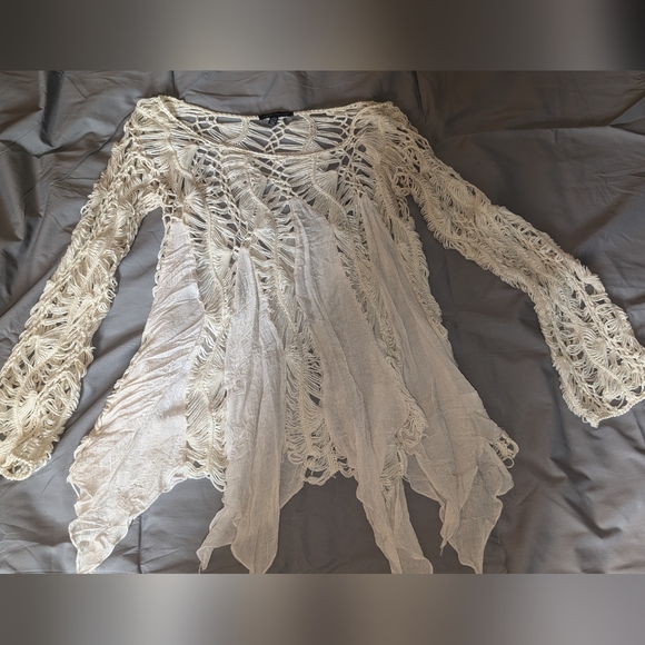 White Crochet Top, size small - Picture 1 of 4